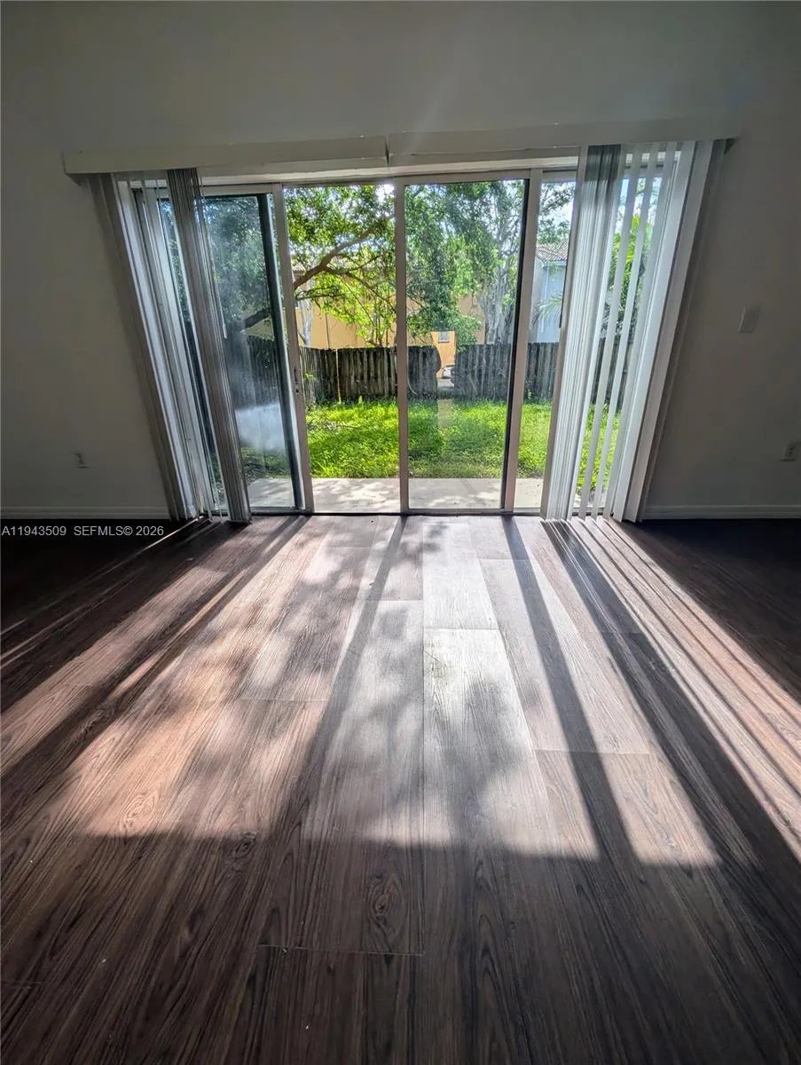 825 Sw 6th Pl, Florida City, Florida 33034, Florida City, Florida 33034, 3 Bedrooms Bedrooms, ,2 BathroomsBathrooms,Residential Lease,For Rent,825 Sw 6th Pl, Florida City, Florida 33034,A11943509
