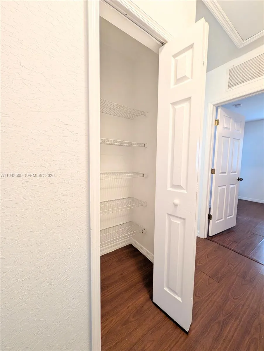 825 Sw 6th Pl, Florida City, Florida 33034, Florida City, Florida 33034, 3 Bedrooms Bedrooms, ,2 BathroomsBathrooms,Residential Lease,For Rent,825 Sw 6th Pl, Florida City, Florida 33034,A11943509