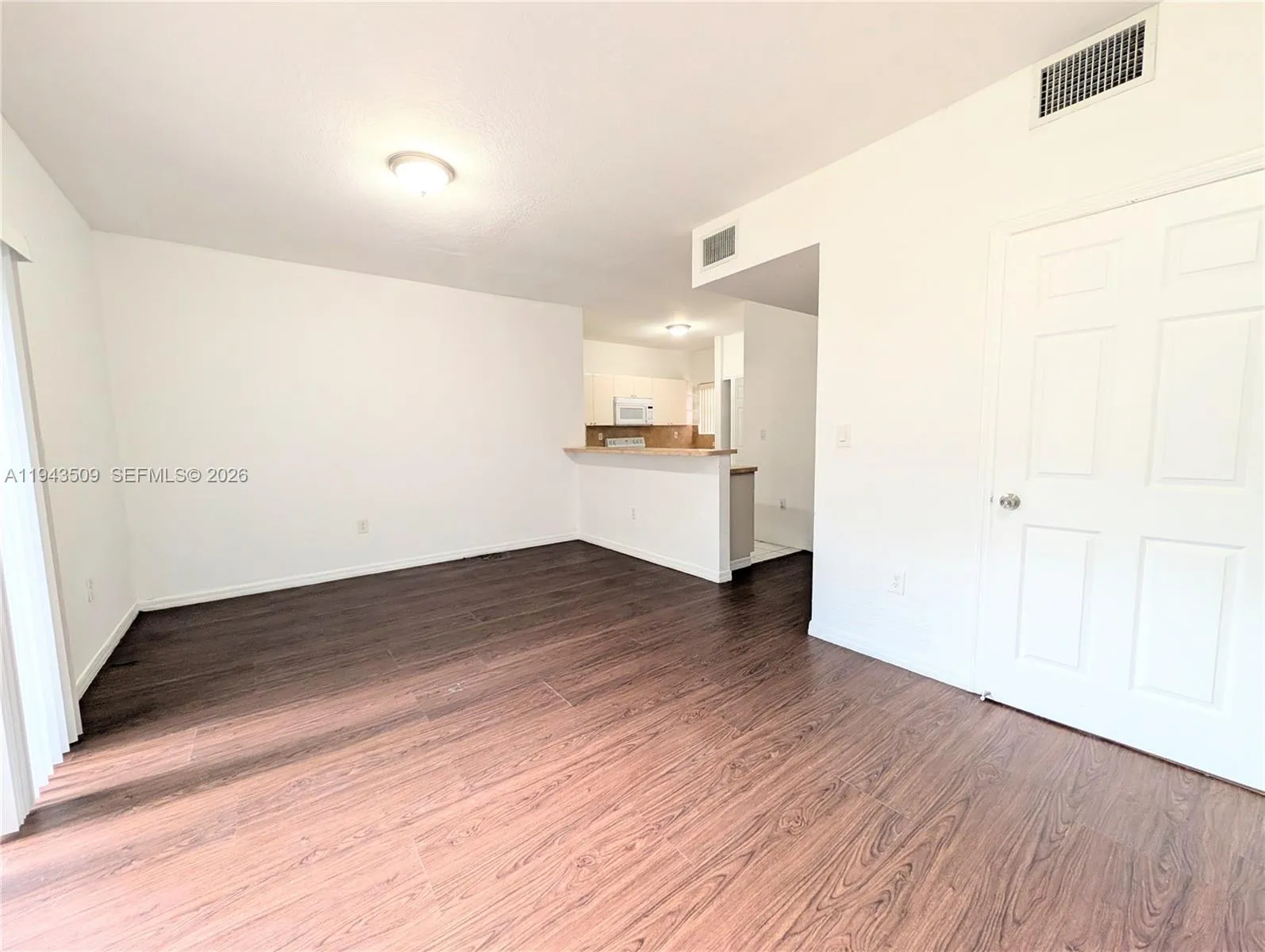 825 Sw 6th Pl, Florida City, Florida 33034, Florida City, Florida 33034, 3 Bedrooms Bedrooms, ,2 BathroomsBathrooms,Residential Lease,For Rent,825 Sw 6th Pl, Florida City, Florida 33034,A11943509