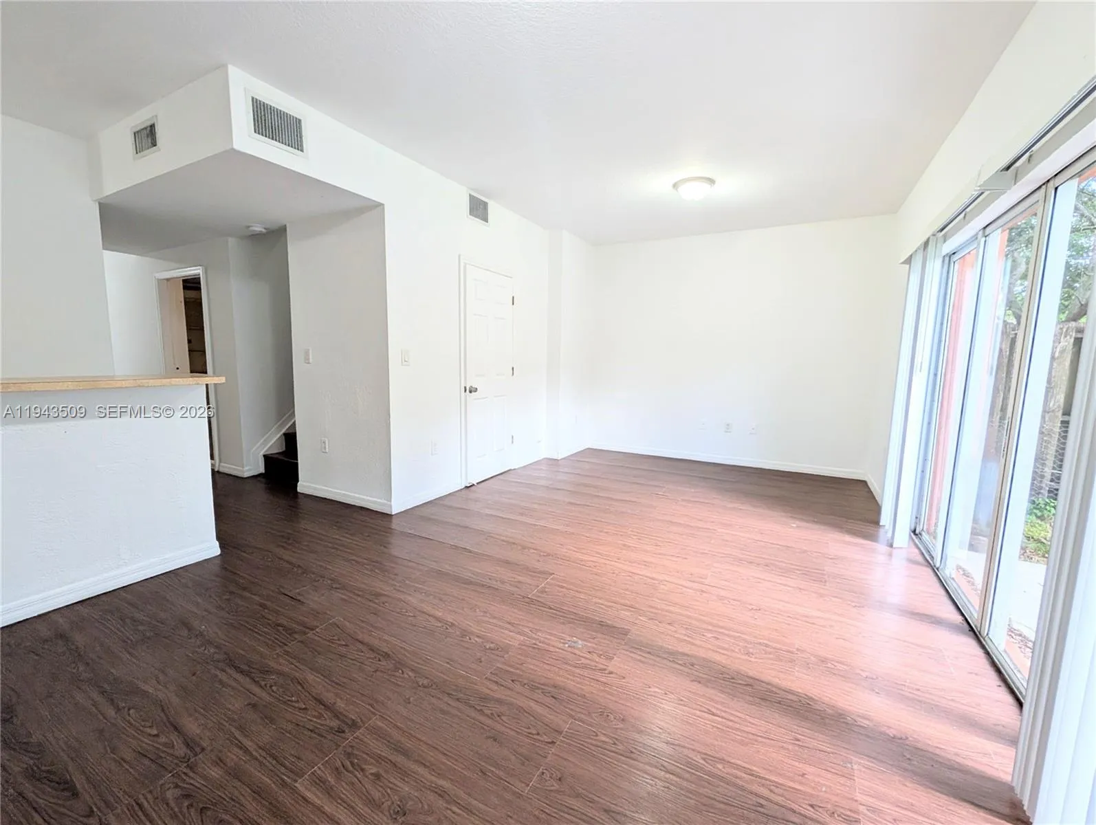 825 Sw 6th Pl, Florida City, Florida 33034, Florida City, Florida 33034, 3 Bedrooms Bedrooms, ,2 BathroomsBathrooms,Residential Lease,For Rent,825 Sw 6th Pl, Florida City, Florida 33034,A11943509