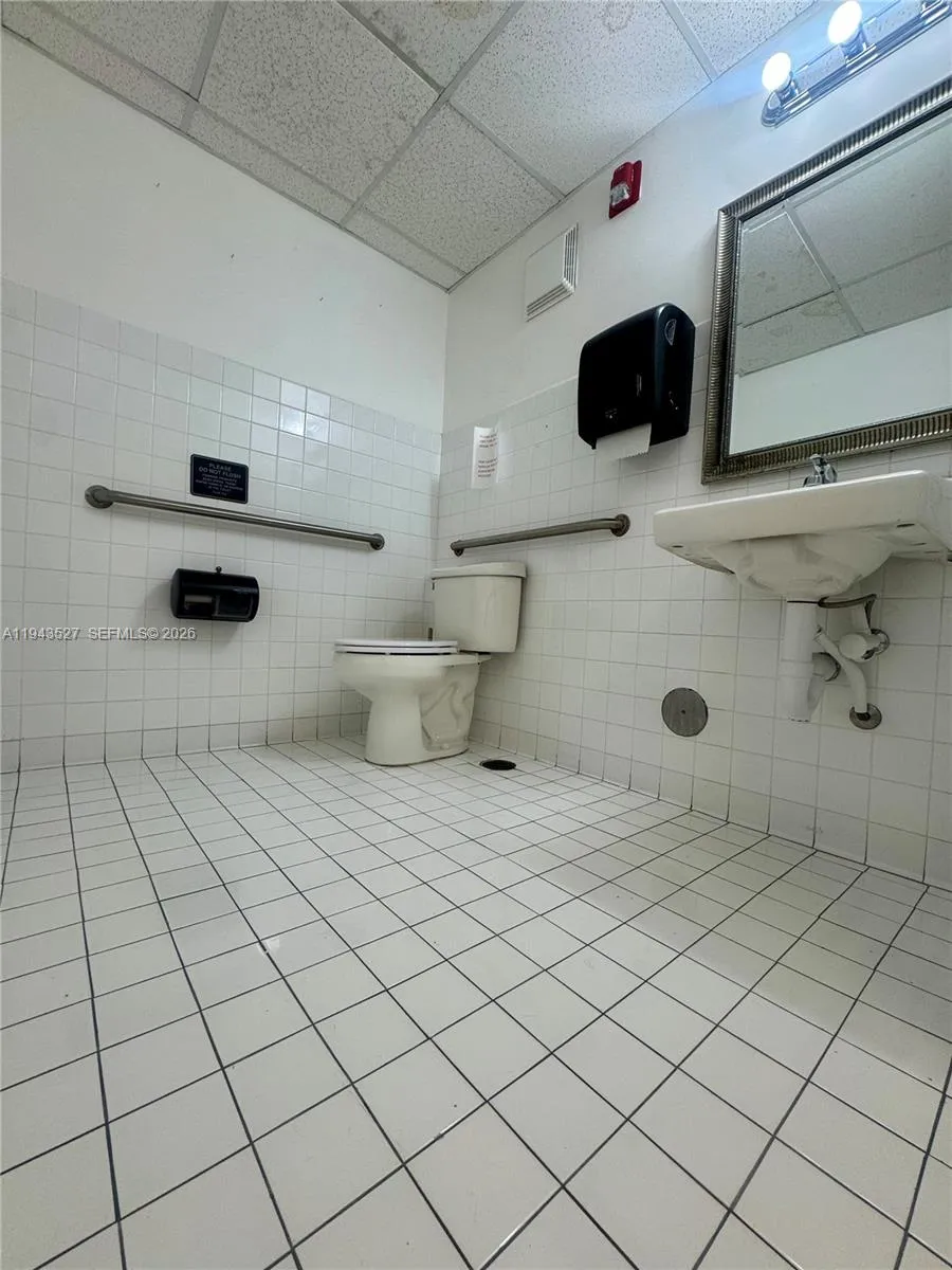 ACA Bathroom II