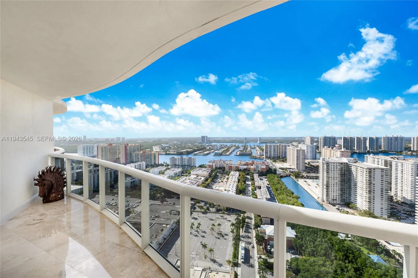 17201 Collins Ave 3604, Sunny Isles Beach, Florida, Sunny Isles Beach, Florida 33160, 2 Bedrooms Bedrooms, ,2 BathroomsBathrooms,Residential Lease,For Rent,17201 Collins Ave 3604, Sunny Isles Beach, Florida,A11943545
