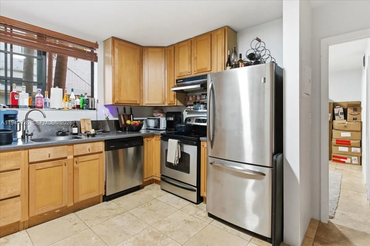 632 15th St, Miami Beach, Florida 33139, Miami Beach, Florida 33139, ,Residential Income,For Sale,632 15th St, Miami Beach, Florida 33139,A11940926