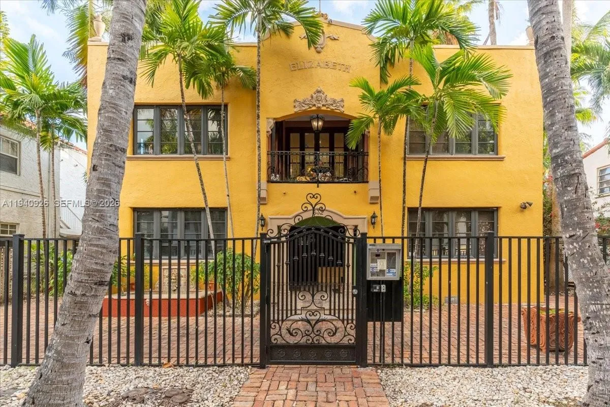 632 15th St, Miami Beach, Florida 33139, Miami Beach, Florida 33139, ,Residential Income,For Sale,632 15th St, Miami Beach, Florida 33139,A11940926
