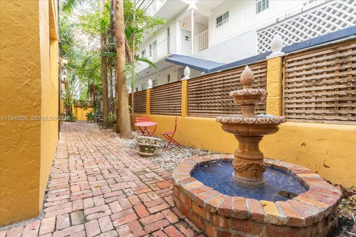 632 15th St, Miami Beach, Florida 33139, Miami Beach, Florida 33139, ,Residential Income,For Sale,632 15th St, Miami Beach, Florida 33139,A11940926