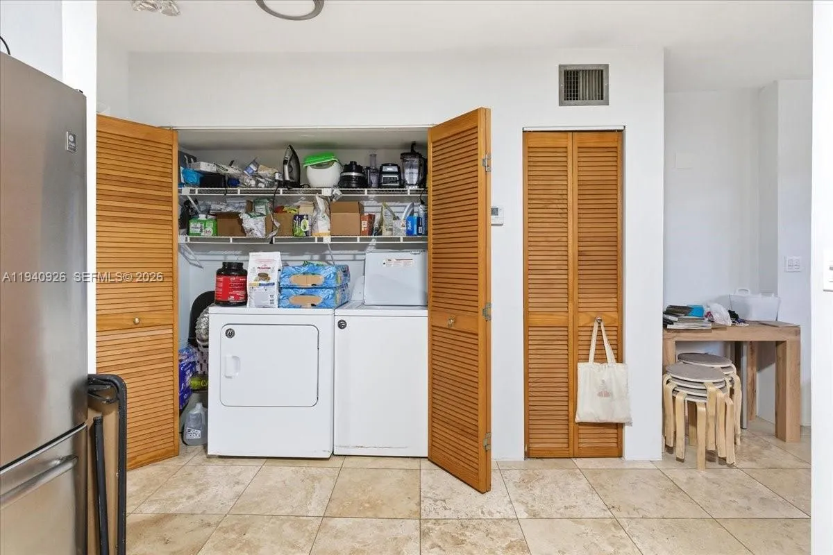 632 15th St, Miami Beach, Florida 33139, Miami Beach, Florida 33139, ,Residential Income,For Sale,632 15th St, Miami Beach, Florida 33139,A11940926