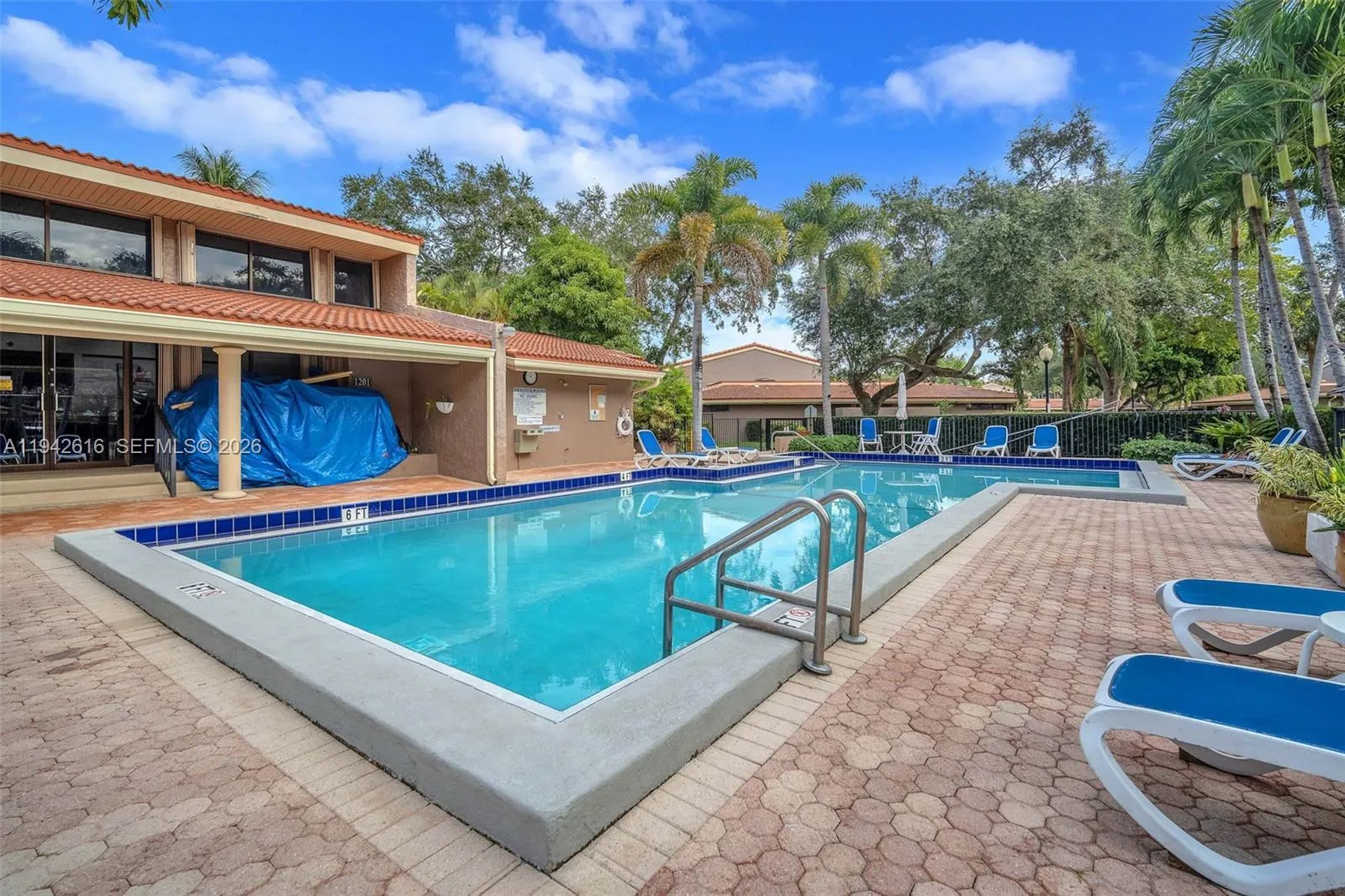 107 Heatherbrook Way 145, Hollywood, Florida 33021, Hollywood, Florida 33021, 3 Bedrooms Bedrooms, ,2 BathroomsBathrooms,Residential,For Sale,107 Heatherbrook Way 145, Hollywood, Florida 33021,A11942616