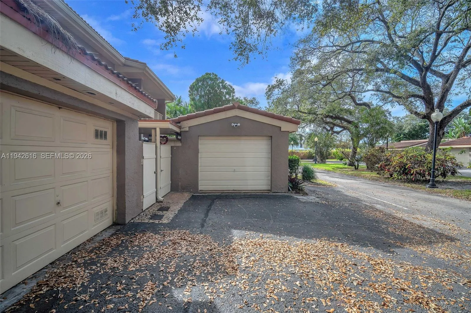 107 Heatherbrook Way 145, Hollywood, Florida 33021, Hollywood, Florida 33021, 3 Bedrooms Bedrooms, ,2 BathroomsBathrooms,Residential,For Sale,107 Heatherbrook Way 145, Hollywood, Florida 33021,A11942616