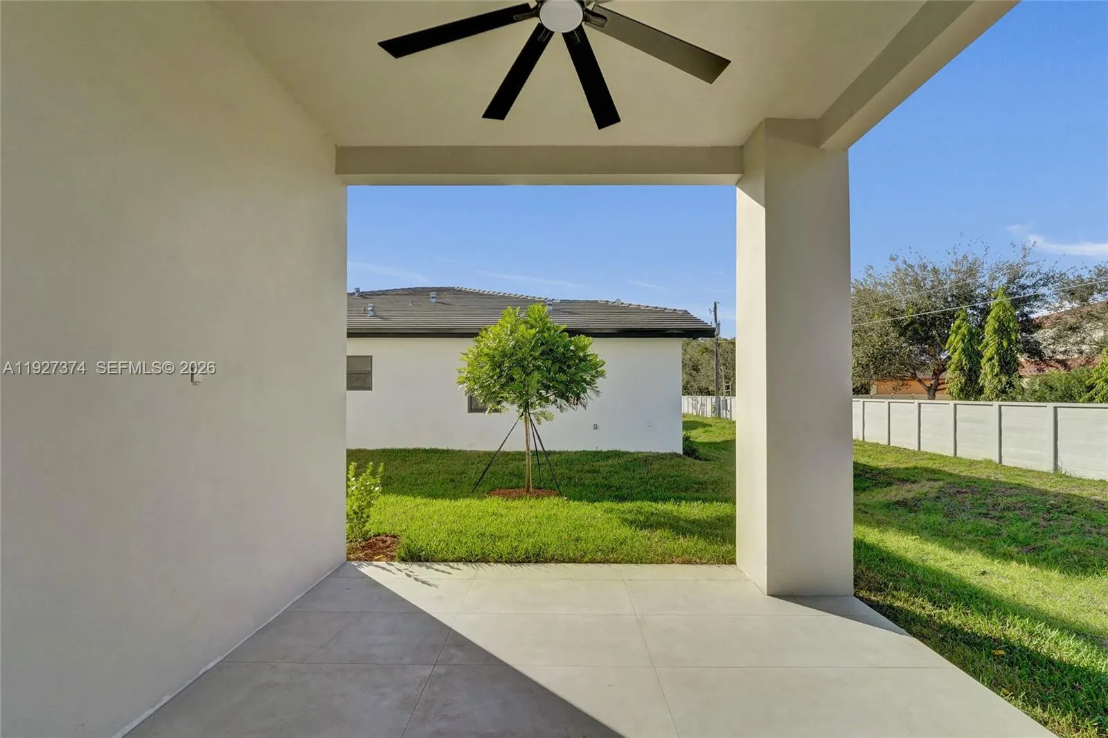 13023 Davie Oaks Dr, Davie, Florida 33325, Davie, Florida 33325, 4 Bedrooms Bedrooms, ,4 BathroomsBathrooms,Residential,For Sale,13023 Davie Oaks Dr, Davie, Florida 33325,A11927374