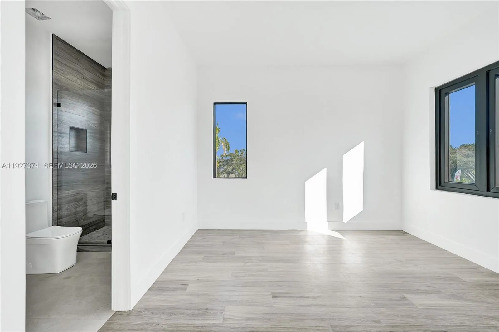 13023 Davie Oaks Dr, Davie, Florida 33325, Davie, Florida 33325, 4 Bedrooms Bedrooms, ,4 BathroomsBathrooms,Residential,For Sale,13023 Davie Oaks Dr, Davie, Florida 33325,A11927374