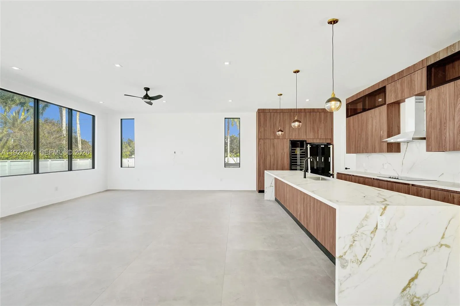 13023 Davie Oaks Dr, Davie, Florida 33325, Davie, Florida 33325, 4 Bedrooms Bedrooms, ,4 BathroomsBathrooms,Residential,For Sale,13023 Davie Oaks Dr, Davie, Florida 33325,A11927374