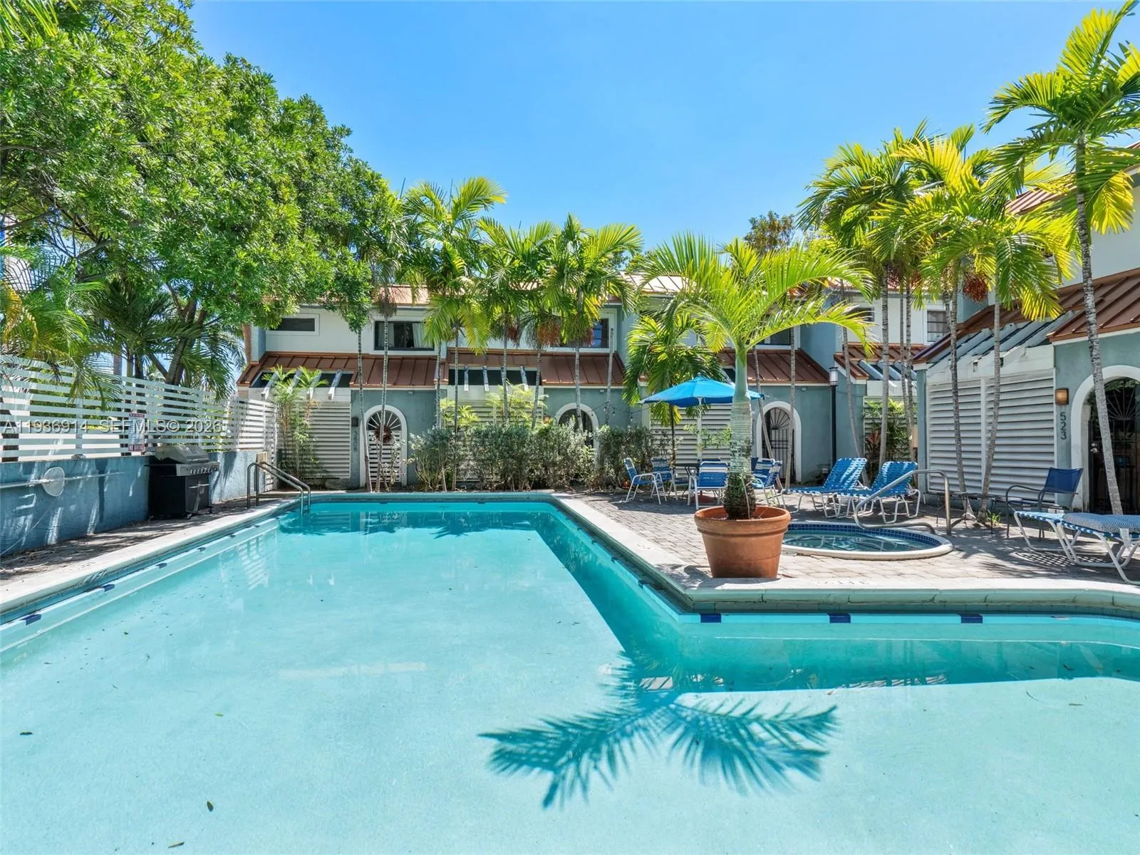 523 Ne 38th St 6, Miami, Florida 33137, Miami, Florida 33137, 2 Bedrooms Bedrooms, ,1 BathroomBathrooms,Residential,For Sale,523 Ne 38th St 6, Miami, Florida 33137,A11936914