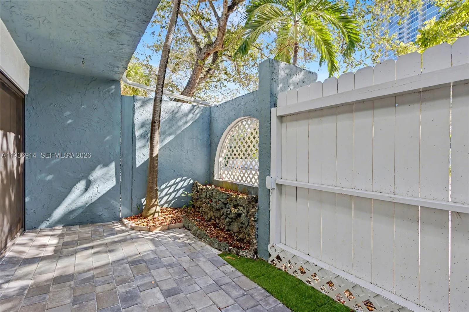 523 Ne 38th St 6, Miami, Florida 33137, Miami, Florida 33137, 2 Bedrooms Bedrooms, ,1 BathroomBathrooms,Residential,For Sale,523 Ne 38th St 6, Miami, Florida 33137,A11936914