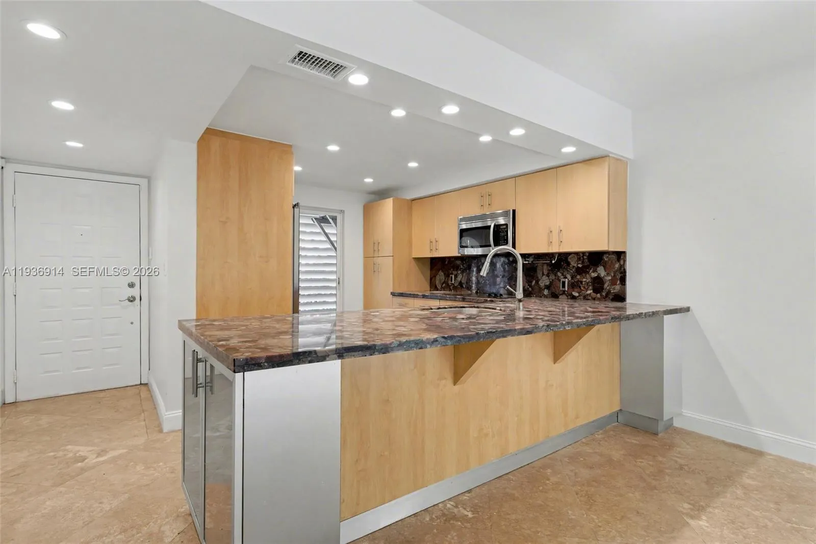 523 Ne 38th St 6, Miami, Florida 33137, Miami, Florida 33137, 2 Bedrooms Bedrooms, ,1 BathroomBathrooms,Residential,For Sale,523 Ne 38th St 6, Miami, Florida 33137,A11936914