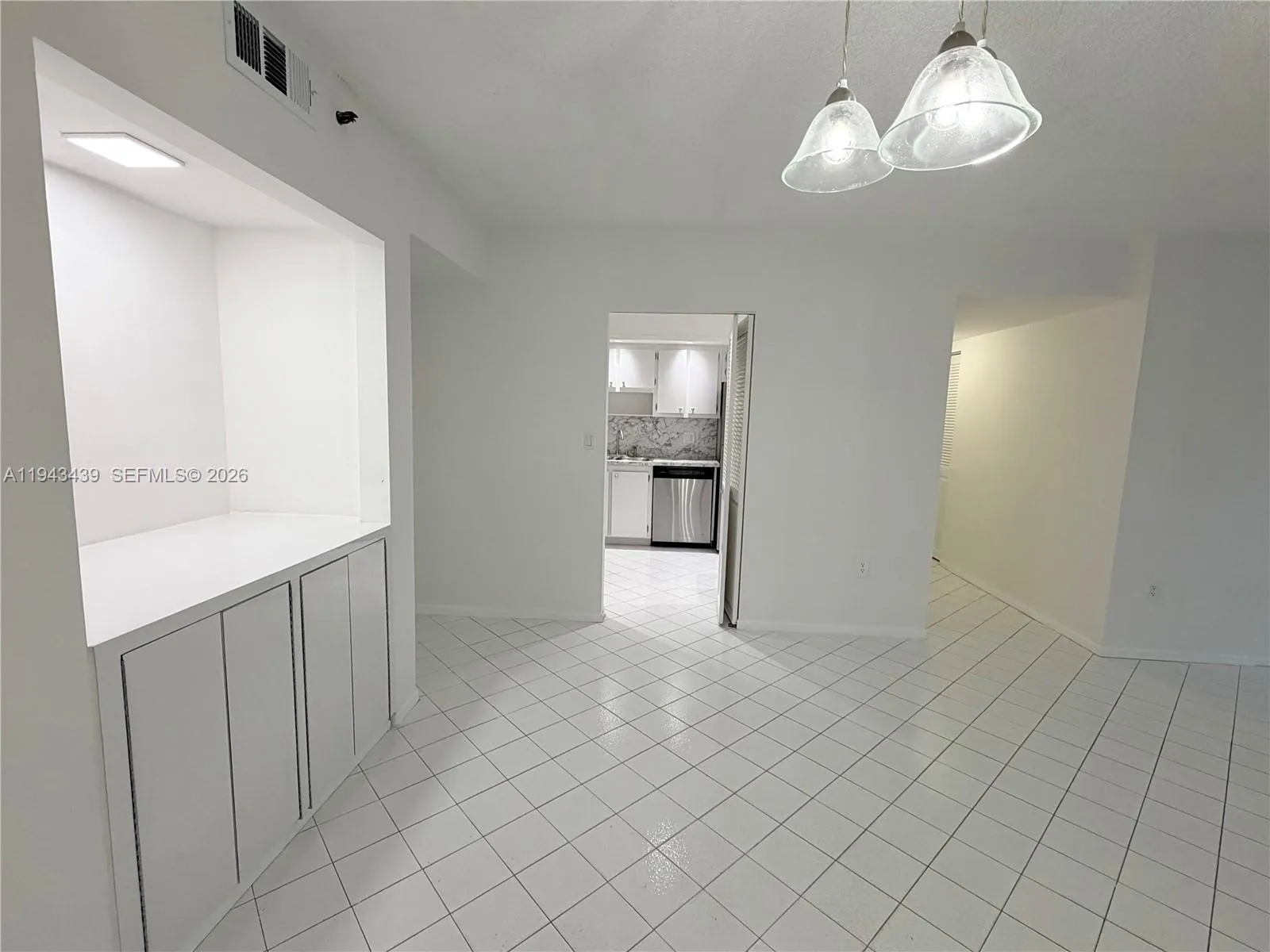 919 Hillcrest Dr 304, Hollywood, Florida 33021, Hollywood, Florida 33021, 2 Bedrooms Bedrooms, ,2 BathroomsBathrooms,Residential,For Sale,919 Hillcrest Dr 304, Hollywood, Florida 33021,A11943439