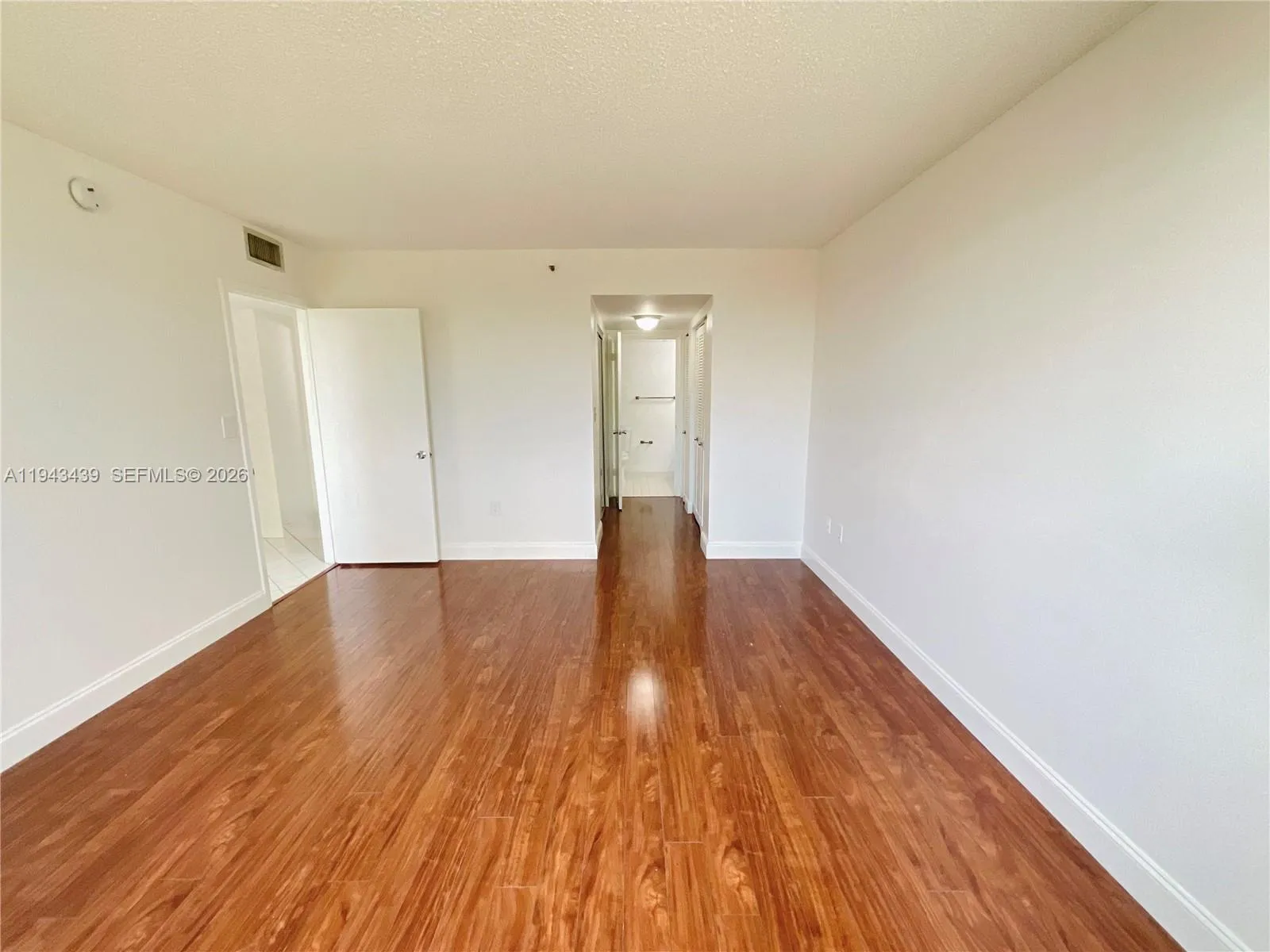 919 Hillcrest Dr 304, Hollywood, Florida 33021, Hollywood, Florida 33021, 2 Bedrooms Bedrooms, ,2 BathroomsBathrooms,Residential,For Sale,919 Hillcrest Dr 304, Hollywood, Florida 33021,A11943439
