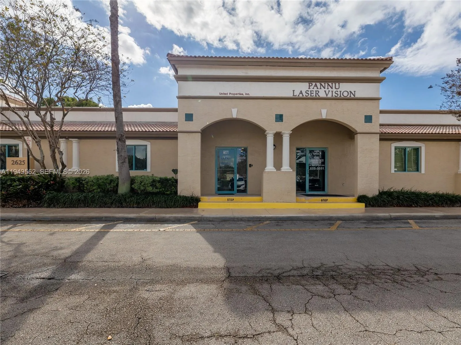2625 Executive Park Dr 5, Weston, Florida 33331, Weston, Florida 33331, ,Commercial Lease,For Rent,2625 Executive Park Dr 5, Weston, Florida 33331,A11943562
