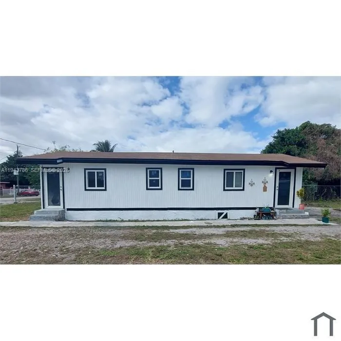 2927 Nw 60th St, Miami, Florida 33142, Miami, Florida 33142, ,Residential Income,For Sale,2927 Nw 60th St, Miami, Florida 33142,A11943786