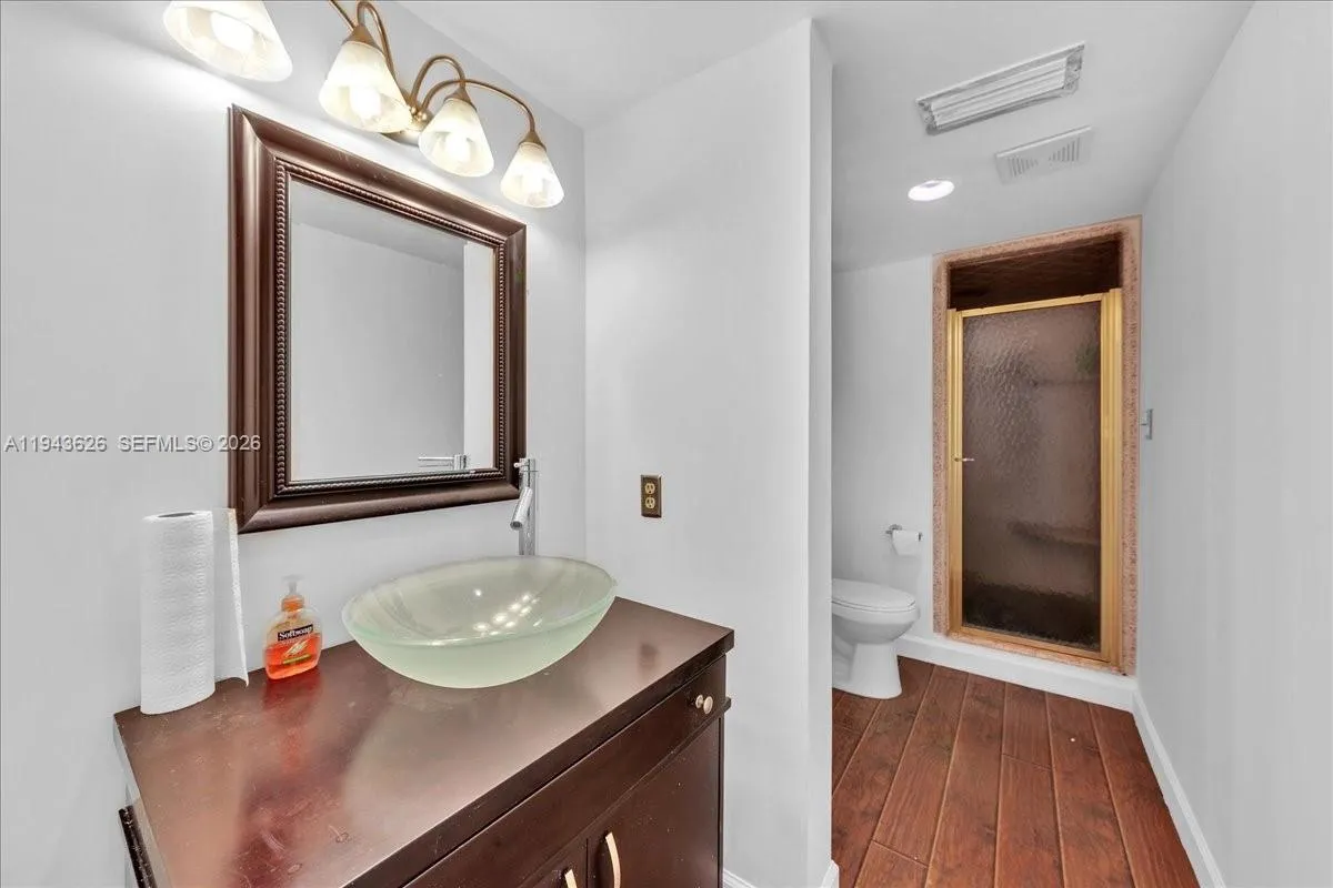 500 Ne 25th St 10, Pompano Beach, Florida 33064, Pompano Beach, Florida 33064, ,Commercial Lease,For Rent,500 Ne 25th St 10, Pompano Beach, Florida 33064,A11943626
