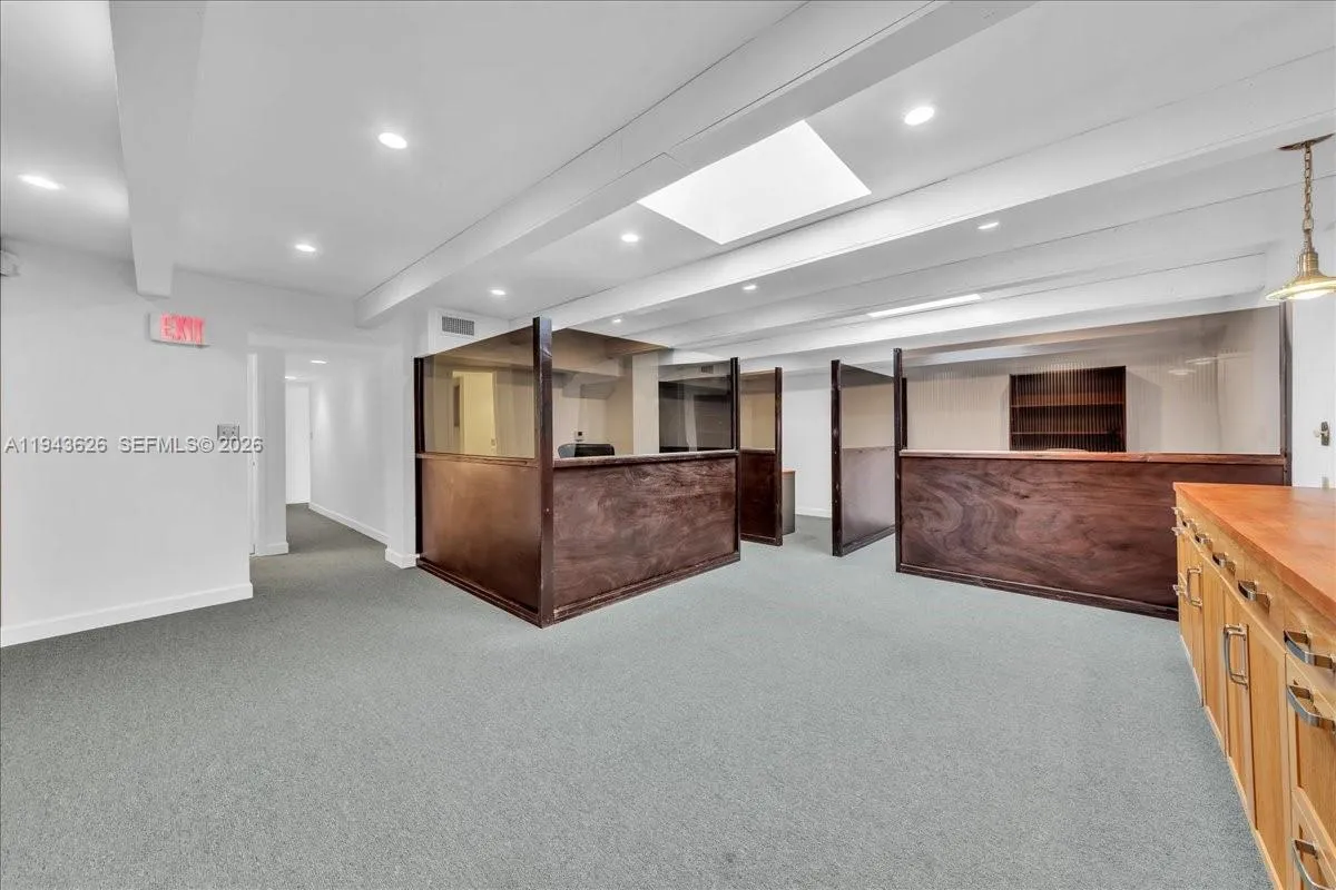 500 Ne 25th St 10, Pompano Beach, Florida 33064, Pompano Beach, Florida 33064, ,Commercial Lease,For Rent,500 Ne 25th St 10, Pompano Beach, Florida 33064,A11943626