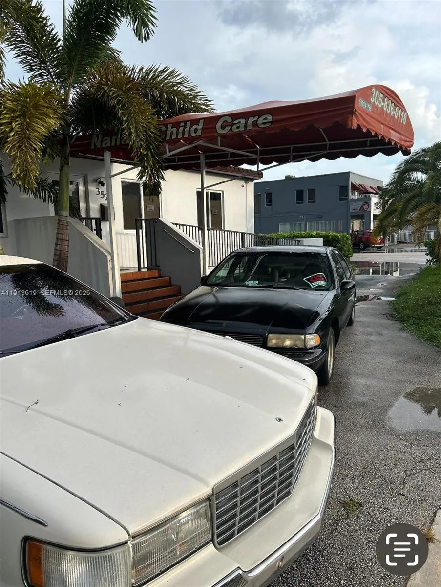 3521 E 4th Ave, Hialeah, Florida 33013, Hialeah, Florida 33013, ,Commercial Sale,For Sale,3521 E 4th Ave, Hialeah, Florida 33013,A11943619