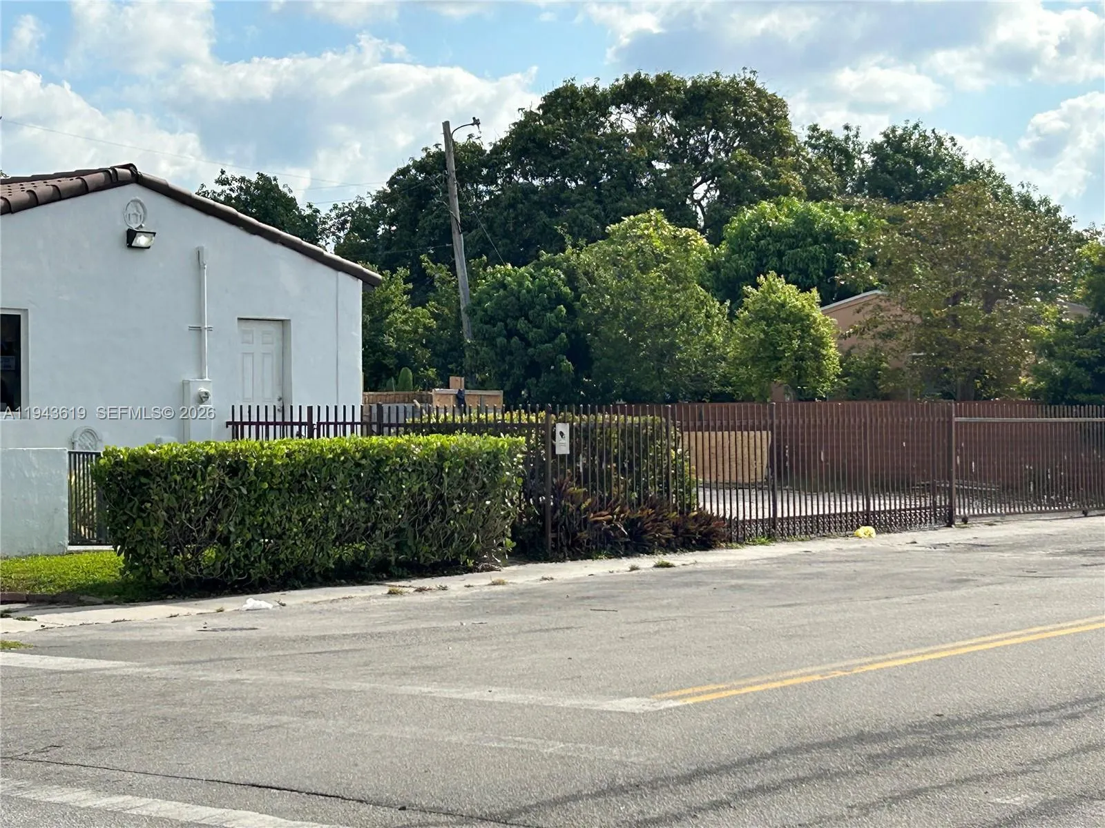 3521 E 4th Ave, Hialeah, Florida 33013, Hialeah, Florida 33013, ,Commercial Sale,For Sale,3521 E 4th Ave, Hialeah, Florida 33013,A11943619