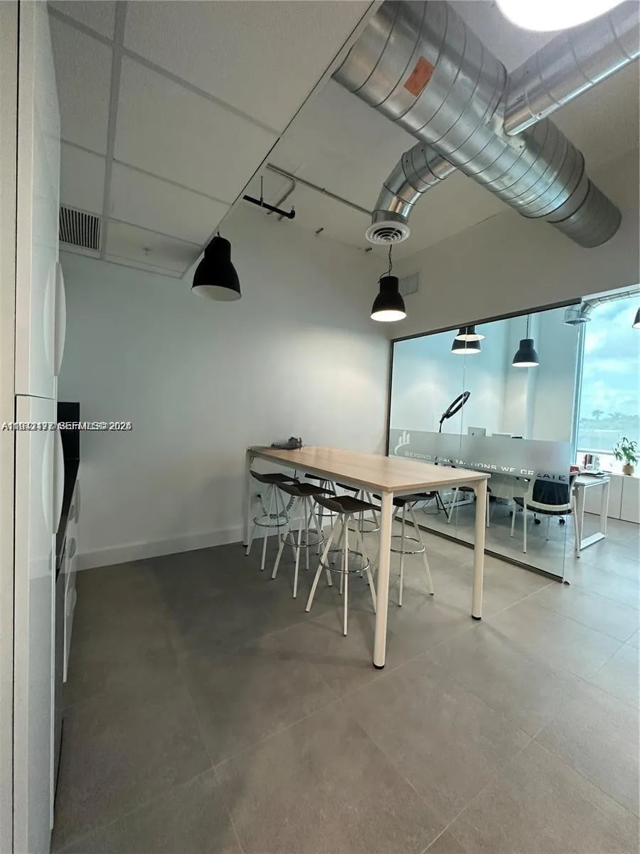10450 Nw 33rd St 206, Doral, Florida 33172, Doral, Florida 33172, ,Commercial Lease,For Rent,10450 Nw 33rd St 206, Doral, Florida 33172,A11941177