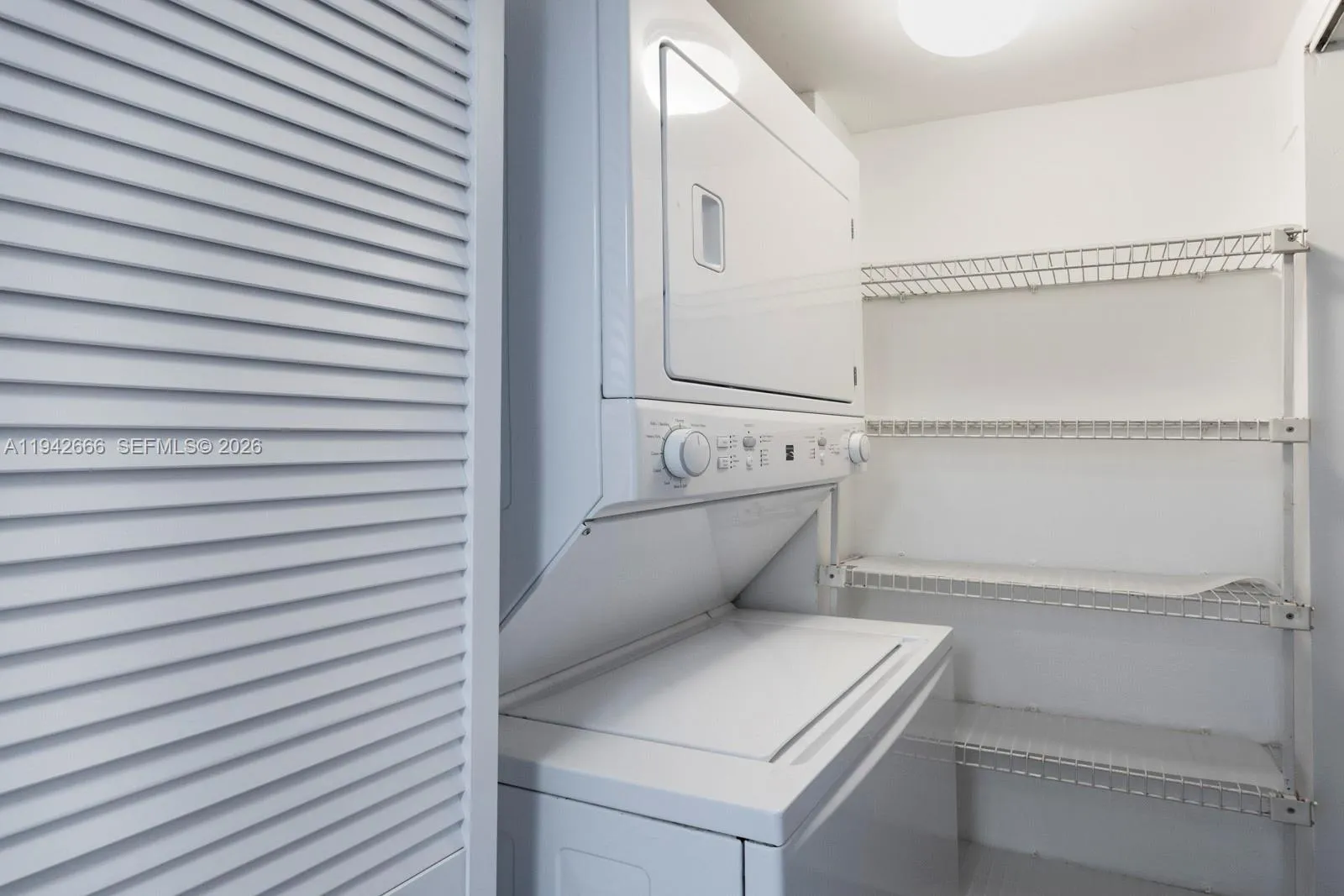 2351 Douglas Rd 701, Miami, Florida 33145, Miami, Florida 33145, 2 Bedrooms Bedrooms, ,2 BathroomsBathrooms,Residential Lease,For Rent,2351 Douglas Rd 701, Miami, Florida 33145,A11942666