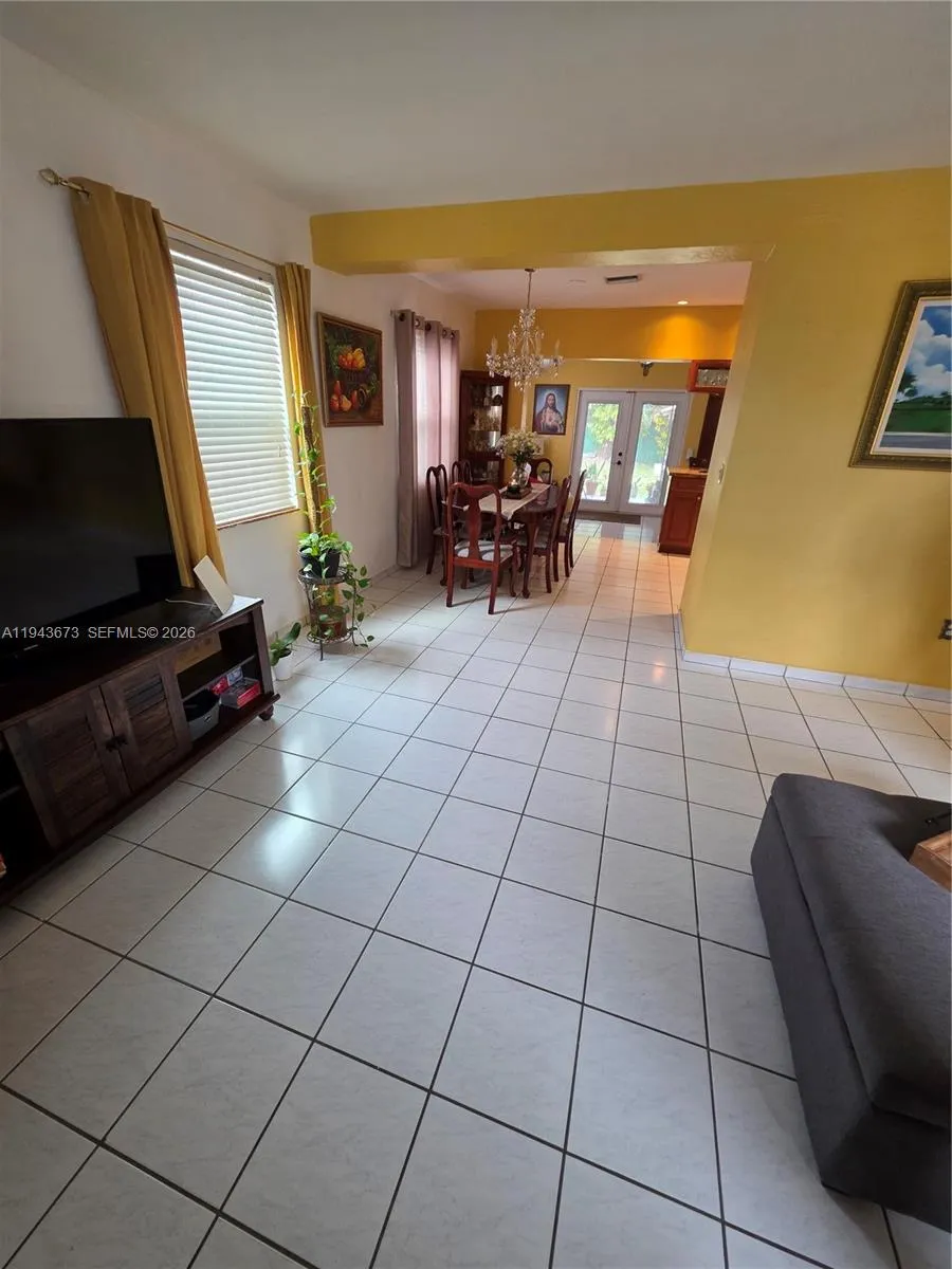 Miami, Florida 33144, 2 Bedrooms Bedrooms, ,1 BathroomBathrooms,Residential,For Sale,A11943673