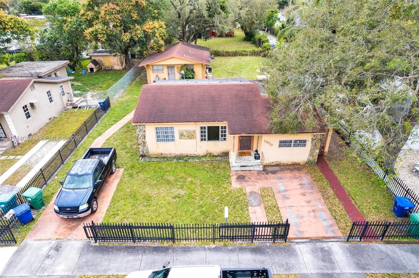 1900 Nw 88th St, Miami, Florida 33147, Miami, Florida 33147, ,Residential Income,For Sale,1900 Nw 88th St, Miami, Florida 33147,A11944032
