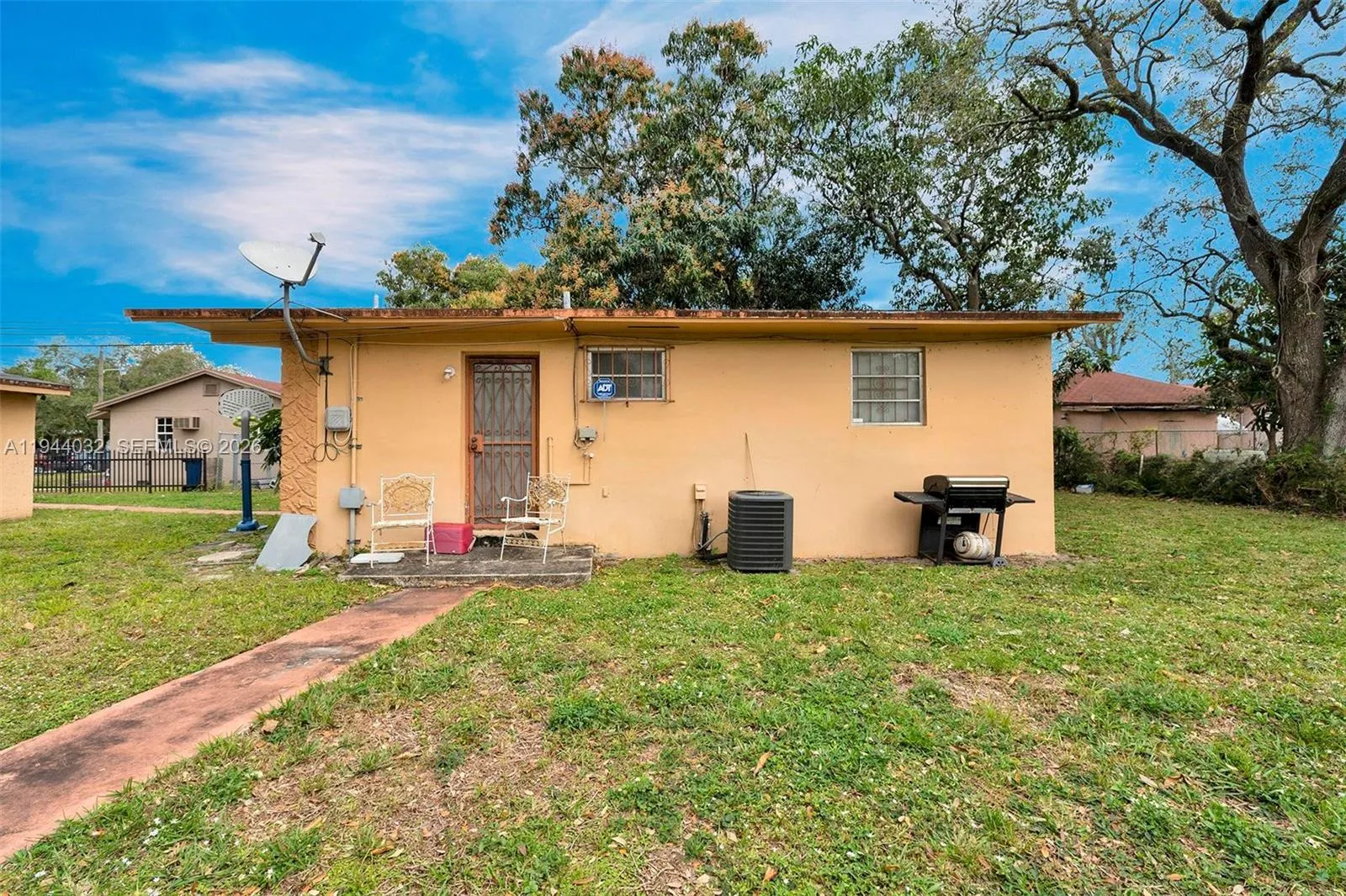 1900 Nw 88th St, Miami, Florida 33147, Miami, Florida 33147, ,Residential Income,For Sale,1900 Nw 88th St, Miami, Florida 33147,A11944032