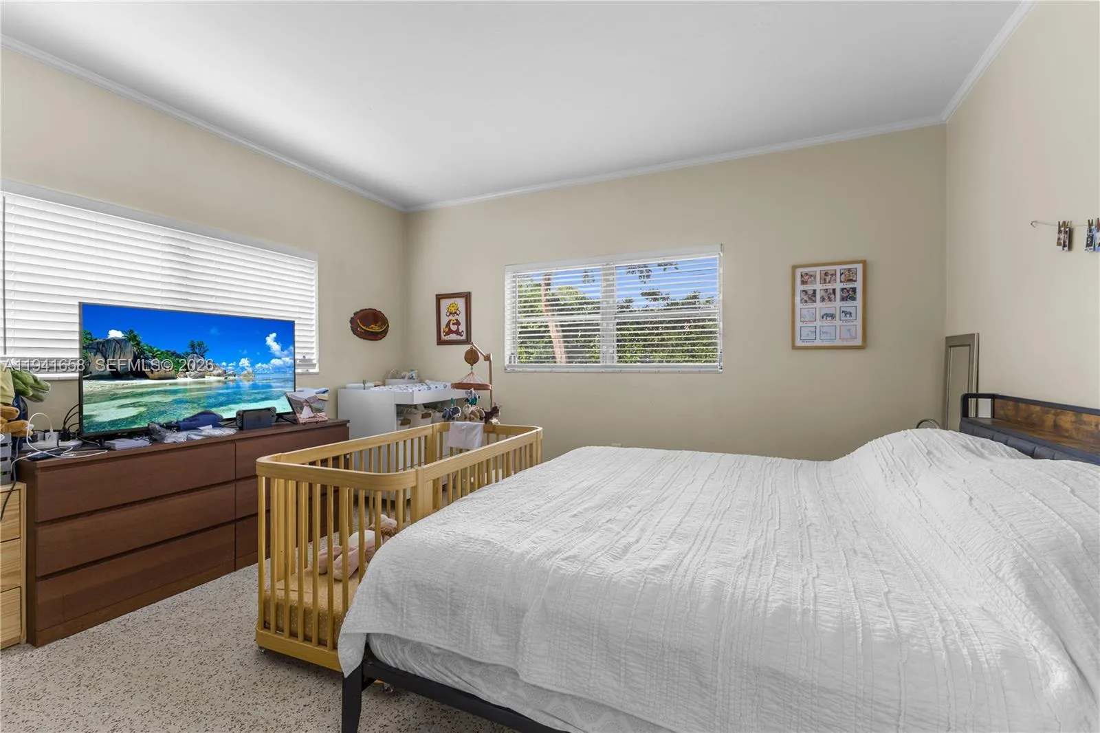 325 Bird Rd, Coral Gables, Florida 33146, Coral Gables, Florida 33146, ,Residential Income,For Sale,325 Bird Rd, Coral Gables, Florida 33146,A11941658