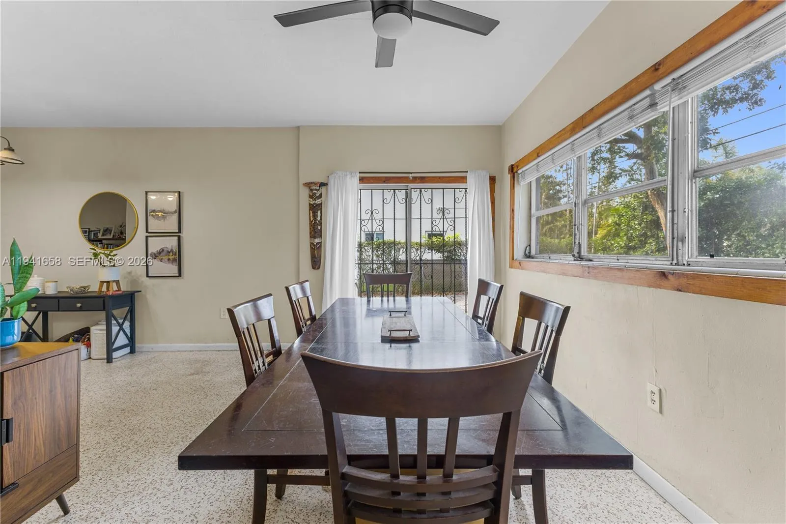 325 Bird Rd, Coral Gables, Florida 33146, Coral Gables, Florida 33146, ,Residential Income,For Sale,325 Bird Rd, Coral Gables, Florida 33146,A11941658