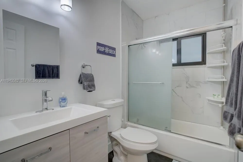 1700 Sw 20th St, Fort Lauderdale, Florida 33315, Fort Lauderdale, Florida 33315, ,Residential Income,For Sale,1700 Sw 20th St, Fort Lauderdale, Florida 33315,A11943582