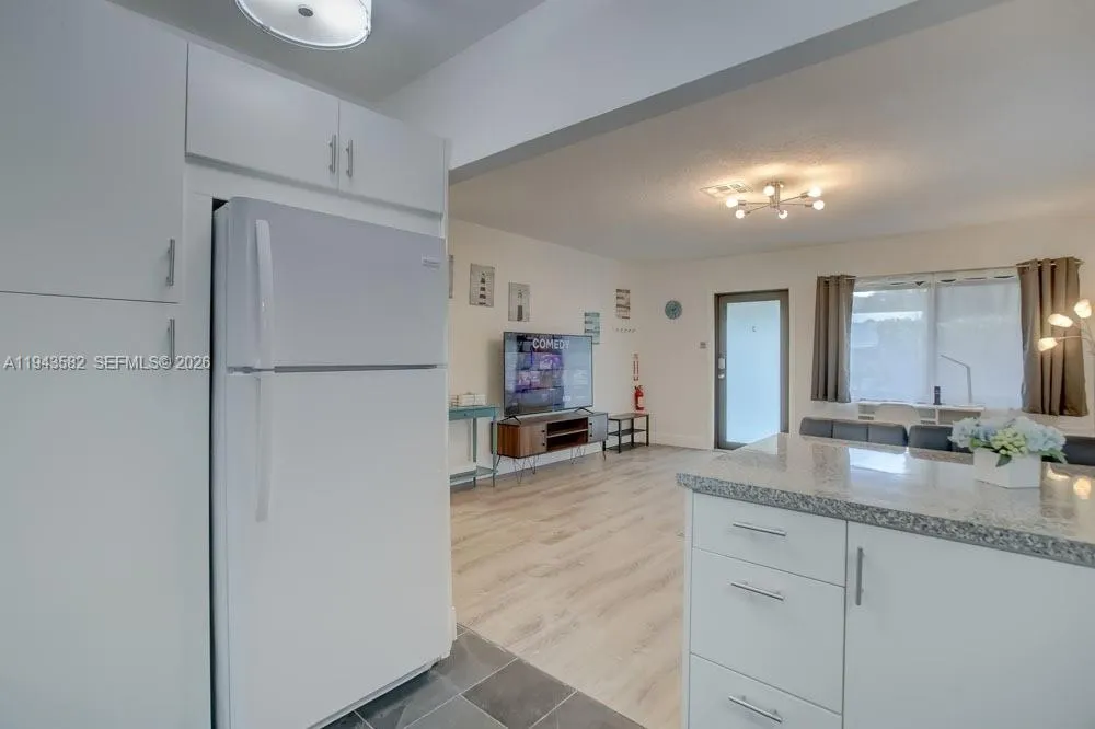 1700 Sw 20th St, Fort Lauderdale, Florida 33315, Fort Lauderdale, Florida 33315, ,Residential Income,For Sale,1700 Sw 20th St, Fort Lauderdale, Florida 33315,A11943582