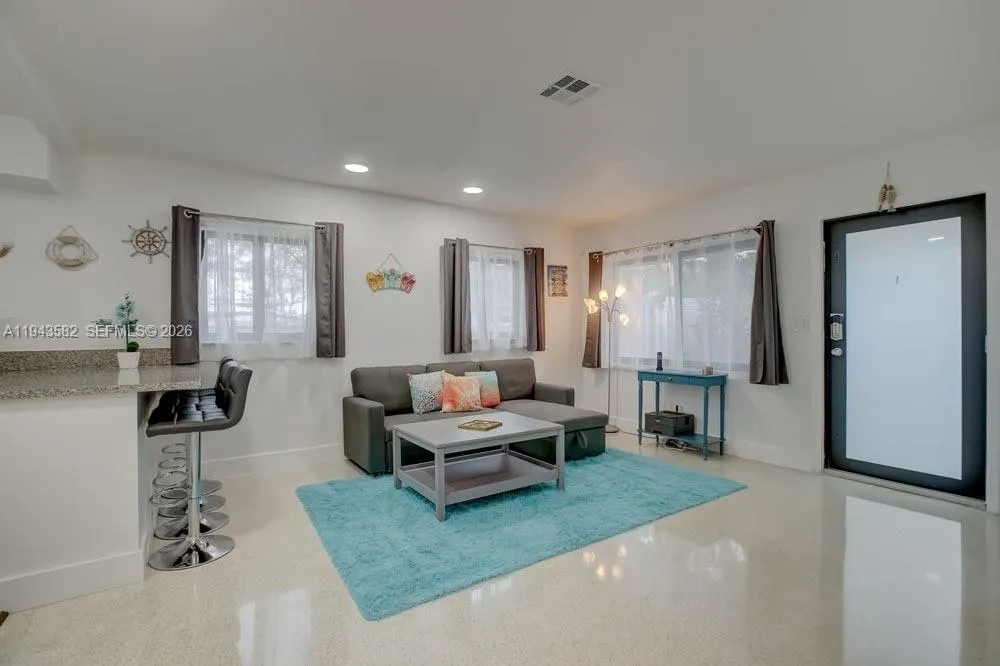 1700 Sw 20th St, Fort Lauderdale, Florida 33315, Fort Lauderdale, Florida 33315, ,Residential Income,For Sale,1700 Sw 20th St, Fort Lauderdale, Florida 33315,A11943582