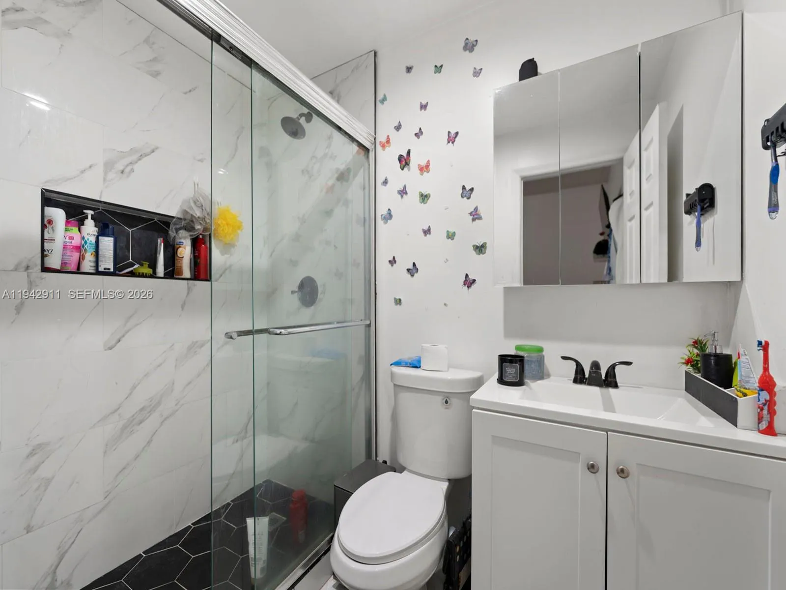 355 W 62nd St, Hialeah, Florida 33012, Hialeah, Florida 33012, 3 Bedrooms Bedrooms, ,2 BathroomsBathrooms,Residential,For Sale,355 W 62nd St, Hialeah, Florida 33012,A11942911