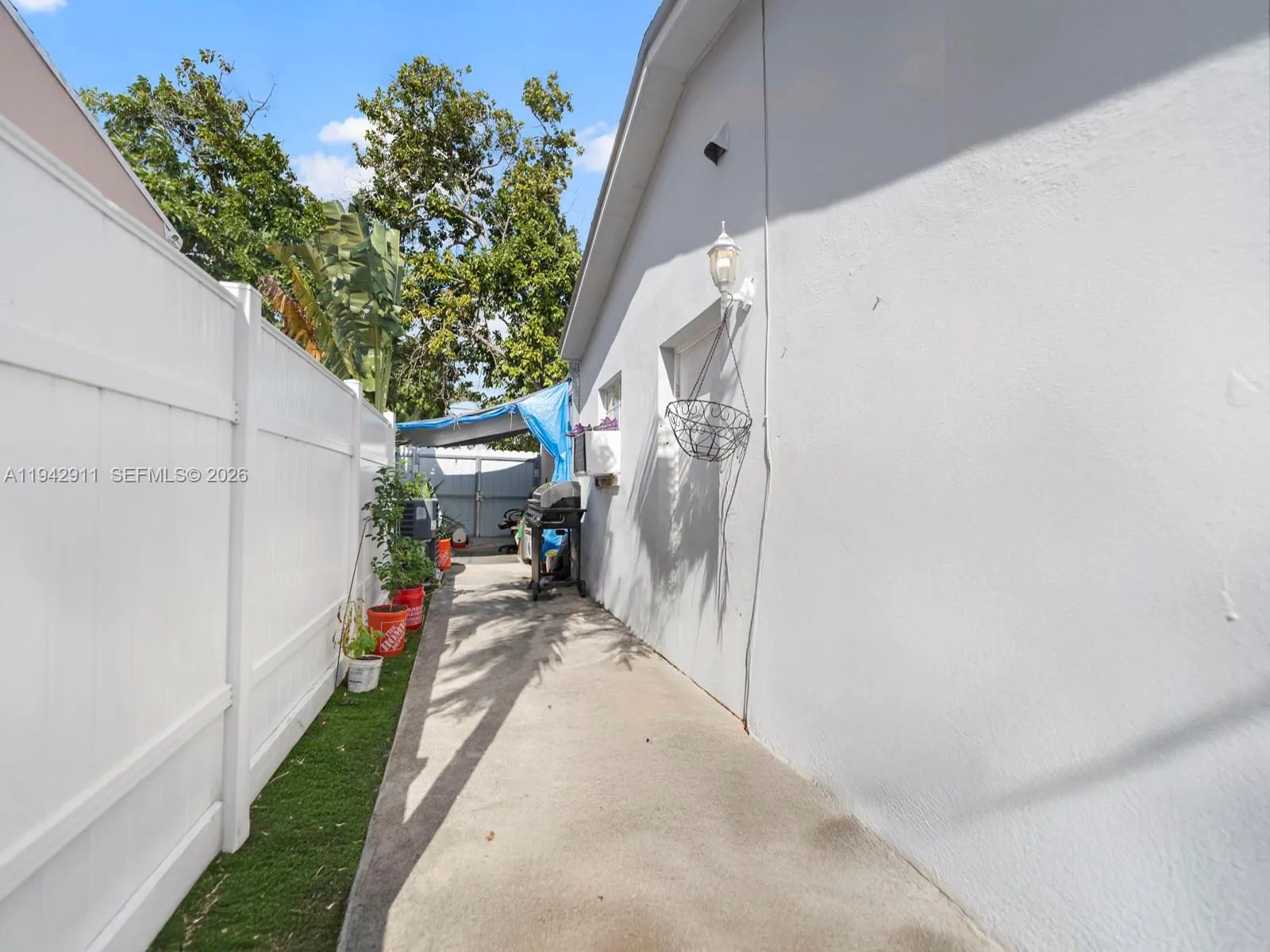 355 W 62nd St, Hialeah, Florida 33012, Hialeah, Florida 33012, 3 Bedrooms Bedrooms, ,2 BathroomsBathrooms,Residential,For Sale,355 W 62nd St, Hialeah, Florida 33012,A11942911
