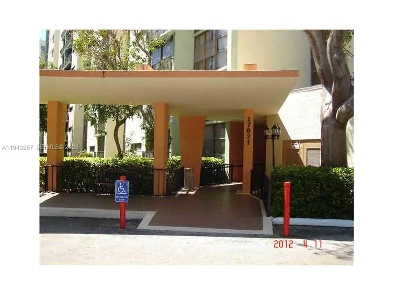 17021 N Bay Rd 116, Sunny Isles Beach, Florida 331, Sunny Isles Beach, Florida 33160, 1 Bedroom Bedrooms, ,1 BathroomBathrooms,Residential Lease,For Rent,17021 N Bay Rd 116, Sunny Isles Beach, Florida 331,A11943267