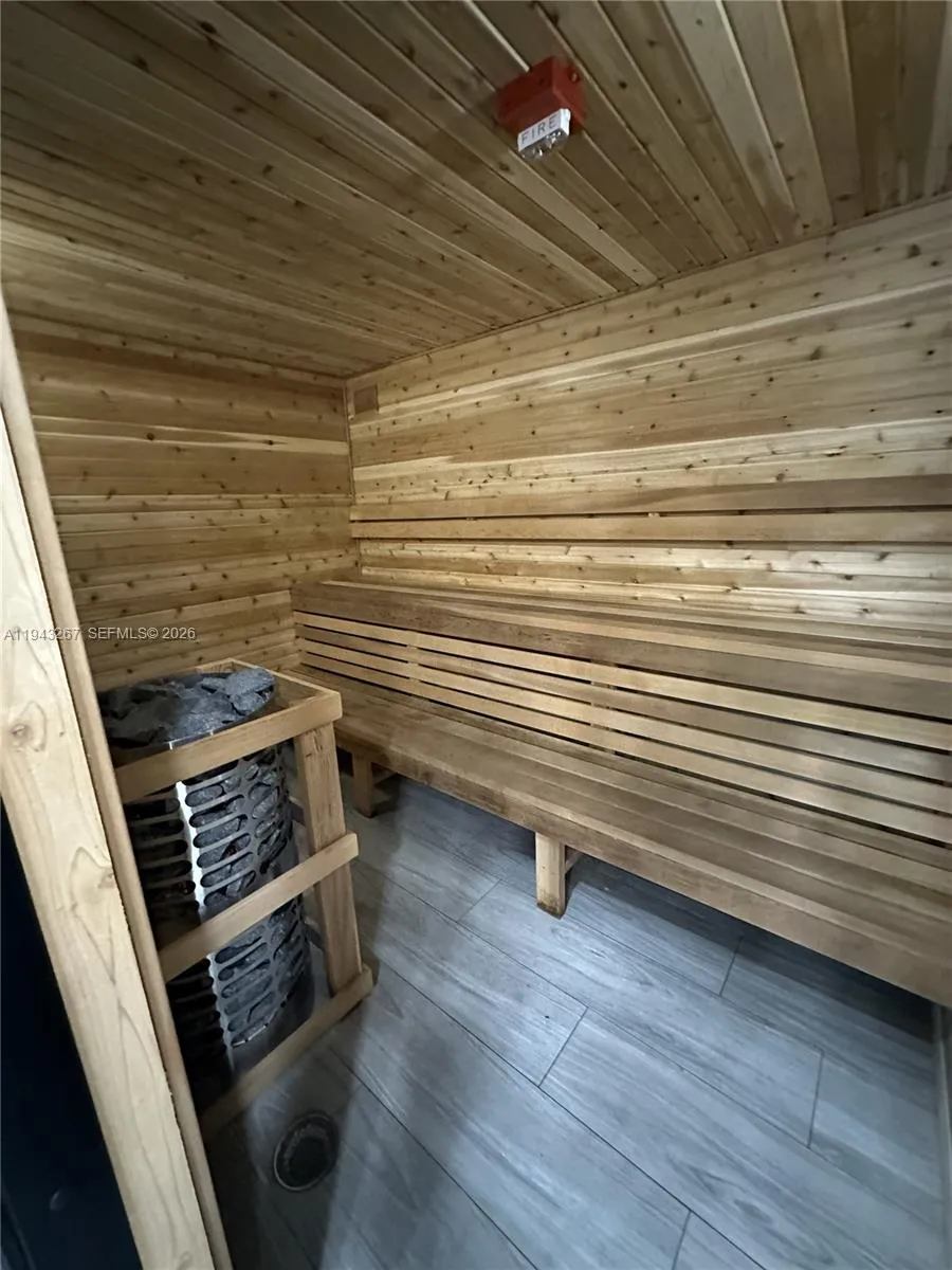 17021 N Bay Rd 116, Sunny Isles Beach, Florida 331, Sunny Isles Beach, Florida 33160, 1 Bedroom Bedrooms, ,1 BathroomBathrooms,Residential Lease,For Rent,17021 N Bay Rd 116, Sunny Isles Beach, Florida 331,A11943267