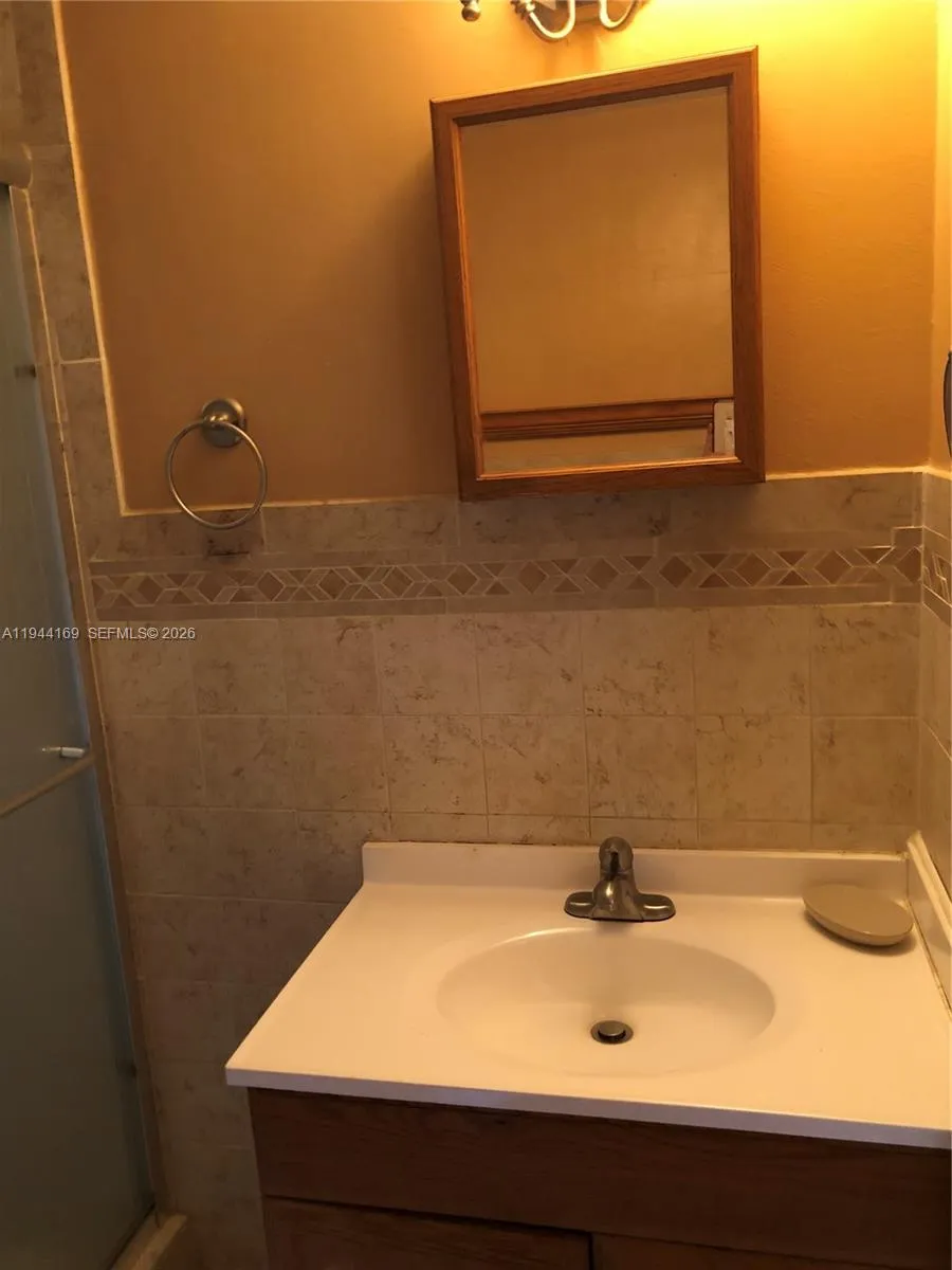 13636 Sw 102nd Ln, Miami, Florida 33186, Miami, Florida 33186, 2 Bedrooms Bedrooms, ,2 BathroomsBathrooms,Residential,For Sale,13636 Sw 102nd Ln, Miami, Florida 33186,A11944169