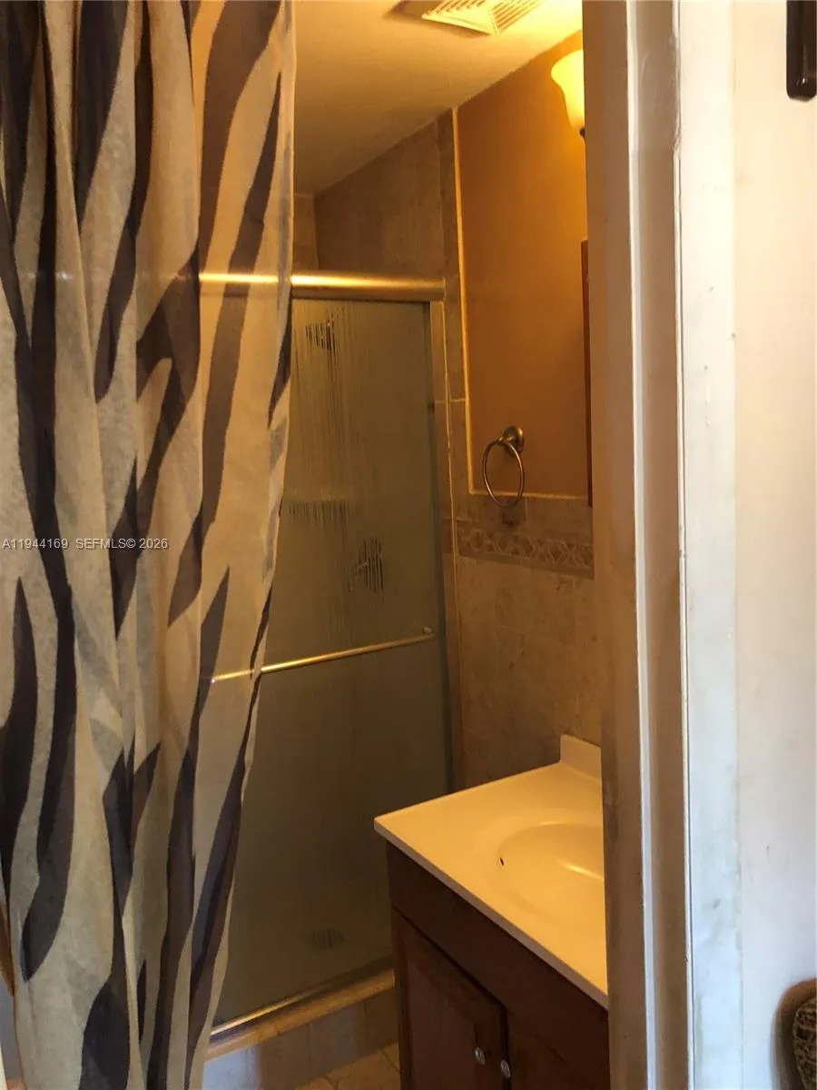 13636 Sw 102nd Ln, Miami, Florida 33186, Miami, Florida 33186, 2 Bedrooms Bedrooms, ,2 BathroomsBathrooms,Residential,For Sale,13636 Sw 102nd Ln, Miami, Florida 33186,A11944169