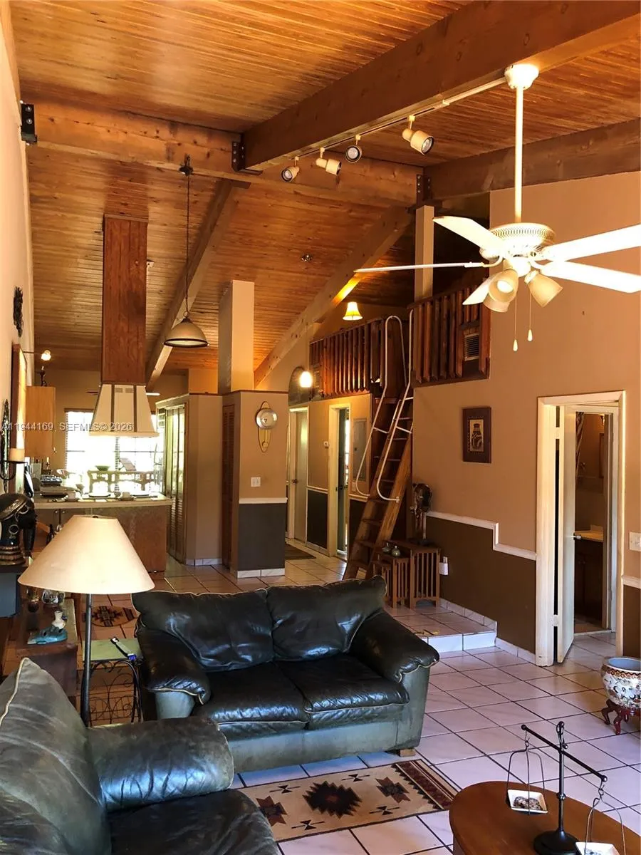 13636 Sw 102nd Ln, Miami, Florida 33186, Miami, Florida 33186, 2 Bedrooms Bedrooms, ,2 BathroomsBathrooms,Residential,For Sale,13636 Sw 102nd Ln, Miami, Florida 33186,A11944169