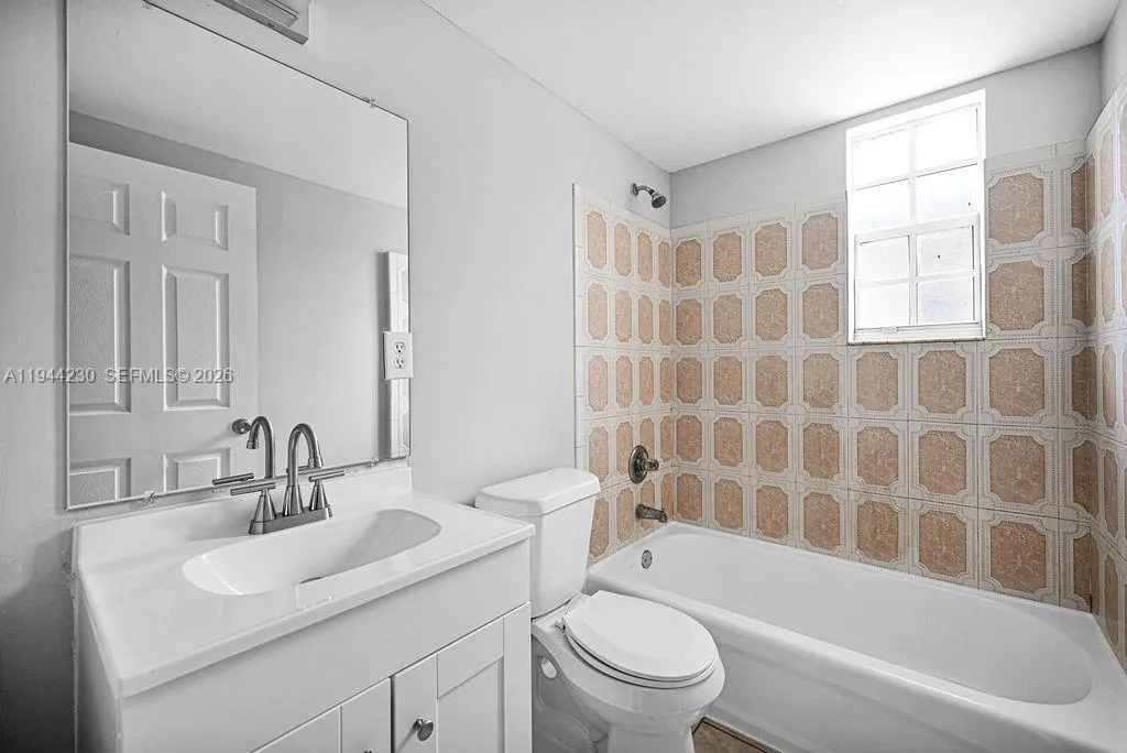 14180 Nw 22nd Ave 4, Opa Locka, Florida 33054, Opa Locka, Florida 33054, 3 Bedrooms Bedrooms, ,2 BathroomsBathrooms,Residential Lease,For Rent,14180 Nw 22nd Ave 4, Opa Locka, Florida 33054,A11944230