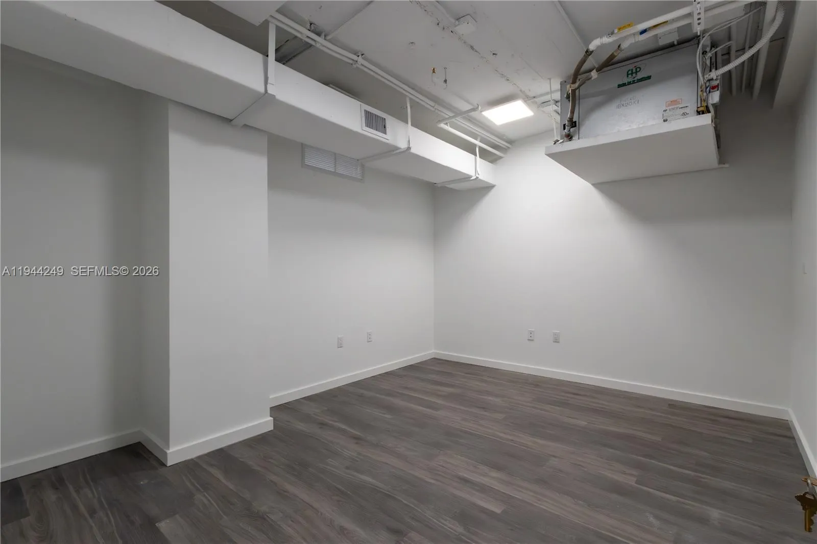 888 Biscayne Blvd Cu6, Miami, Florida 33132, Miami, Florida 33132, ,Commercial Sale,For Sale,888 Biscayne Blvd Cu6, Miami, Florida 33132,A11944249