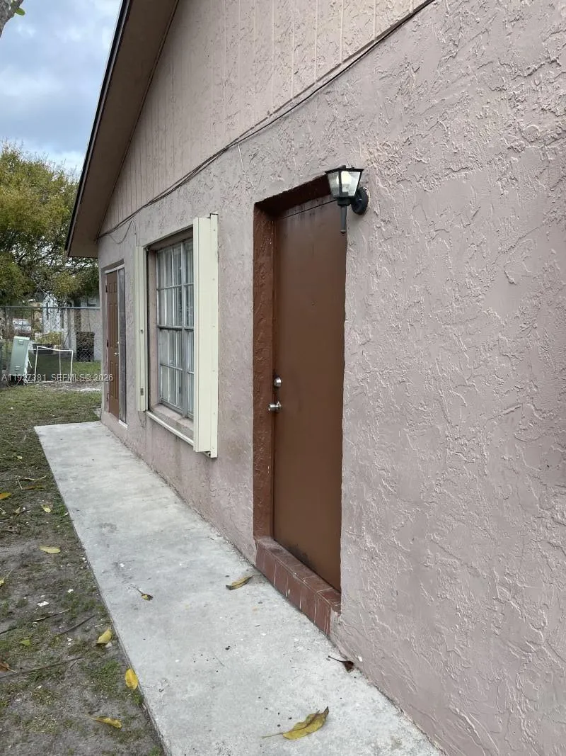 1471 Nw 22nd St, Fort Lauderdale, Florida 33311, Fort Lauderdale, Florida 33311, ,Residential Income,For Sale,1471 Nw 22nd St, Fort Lauderdale, Florida 33311,A11937381