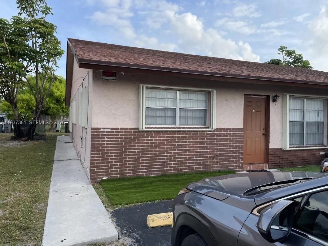 1471 Nw 22nd St, Fort Lauderdale, Florida 33311, Fort Lauderdale, Florida 33311, ,Residential Income,For Sale,1471 Nw 22nd St, Fort Lauderdale, Florida 33311,A11937381