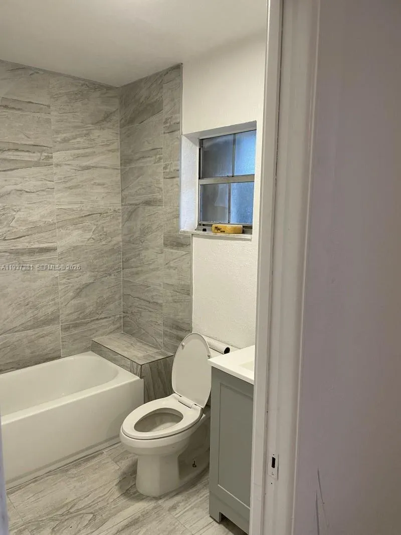 1471 Nw 22nd St, Fort Lauderdale, Florida 33311, Fort Lauderdale, Florida 33311, ,Residential Income,For Sale,1471 Nw 22nd St, Fort Lauderdale, Florida 33311,A11937381