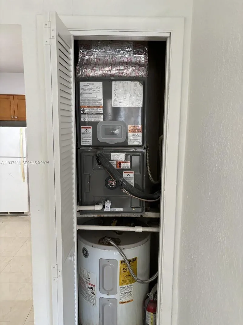 1471 Nw 22nd St, Fort Lauderdale, Florida 33311, Fort Lauderdale, Florida 33311, ,Residential Income,For Sale,1471 Nw 22nd St, Fort Lauderdale, Florida 33311,A11937381