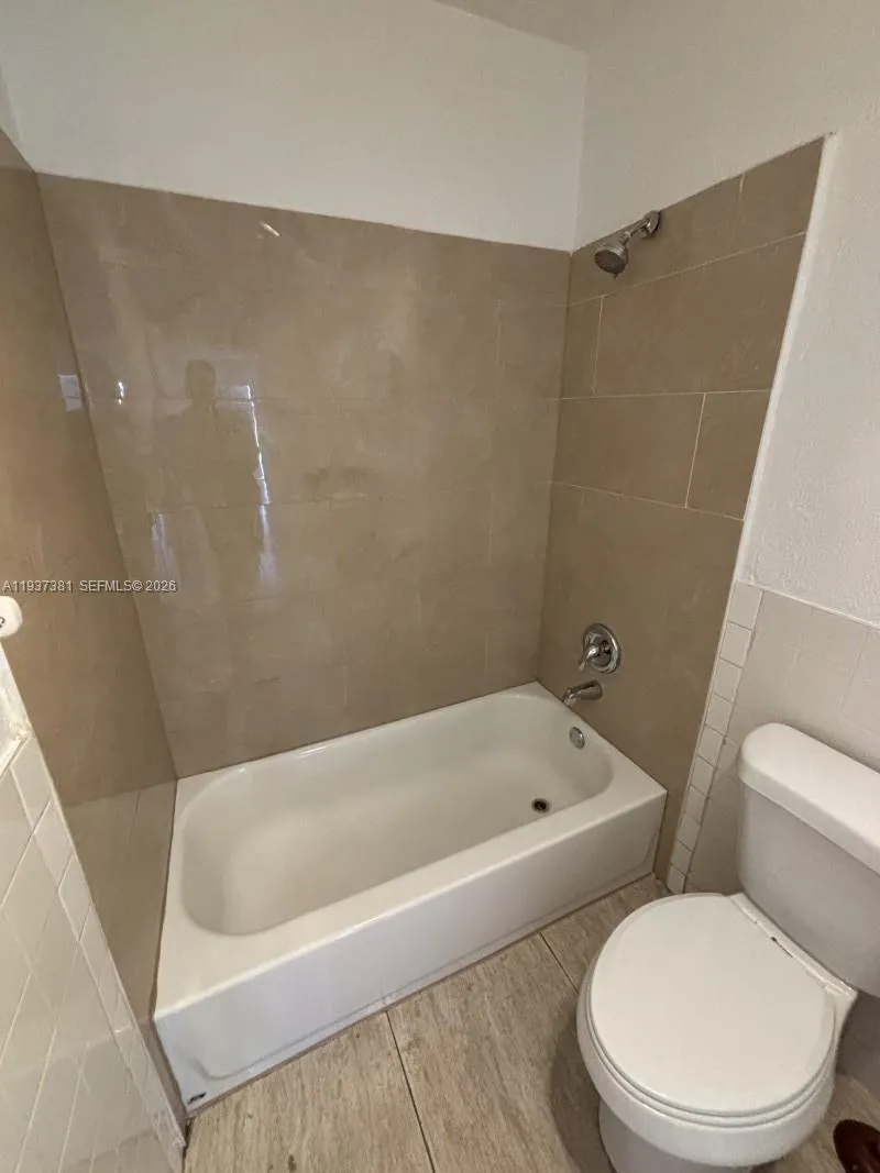 1471 Nw 22nd St, Fort Lauderdale, Florida 33311, Fort Lauderdale, Florida 33311, ,Residential Income,For Sale,1471 Nw 22nd St, Fort Lauderdale, Florida 33311,A11937381